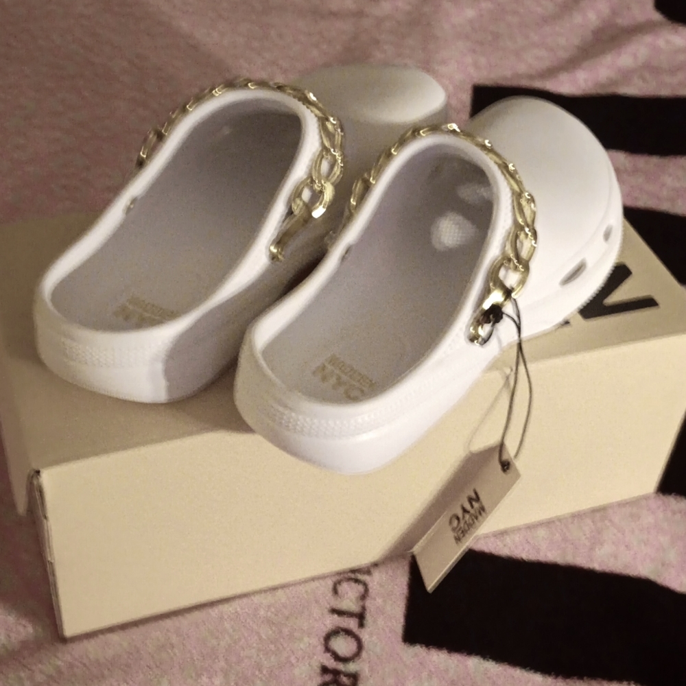 Madden NYC clogs